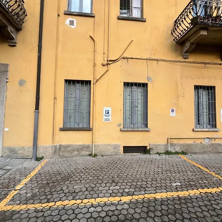 Victoria's Suite&spa Con Parcheggio Privato Apartment Como