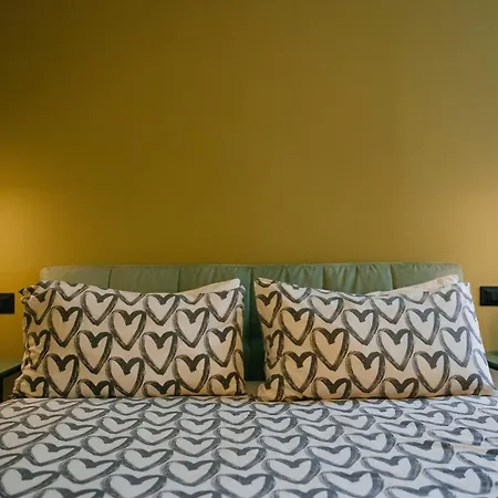 Victoria's Suite&spa Con Parcheggio Privato Como