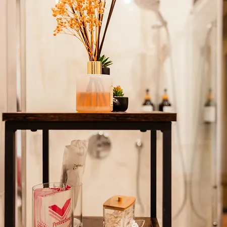 Apartment Victoria's Suite&spa Con Parcheggio Privato *
